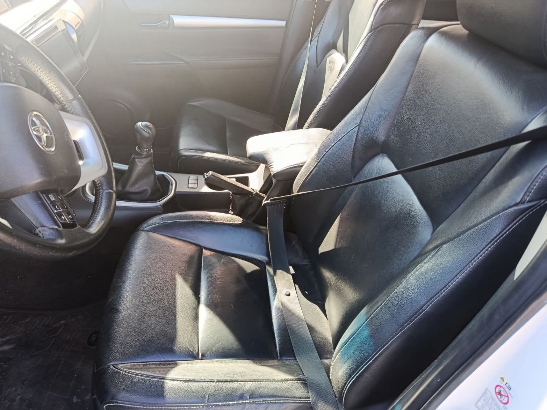 Toyota Hilux SRV, foto 6