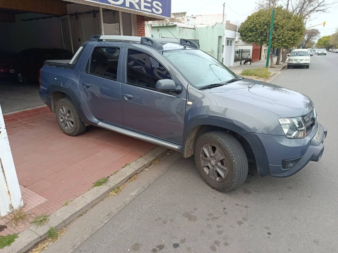 Renault Duster Oroch Outsider Plus, foto 2