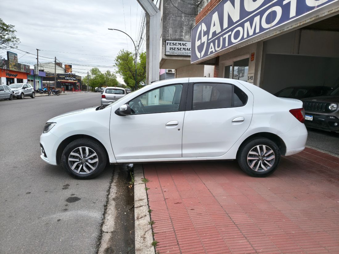 Renault Logan Intens, foto 3