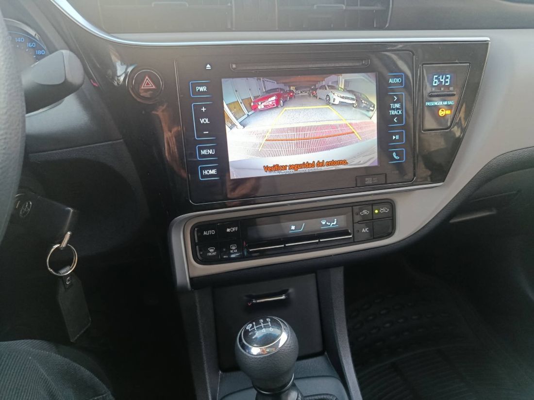 Toyota Corolla XEI, foto 6