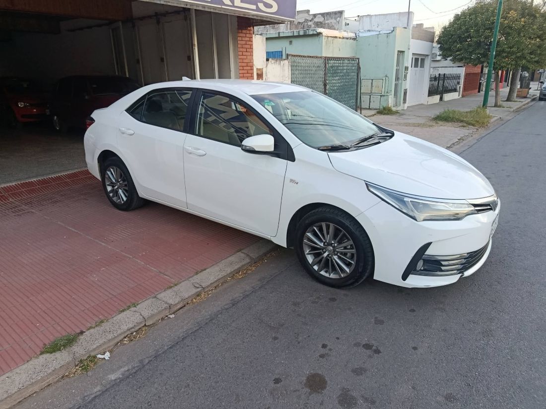 Toyota Corolla XEI, foto 3